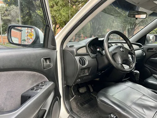 Mitsubishi Outlander 2.4