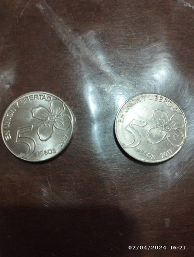 Vendo Monedas. De 5 Pesos. 