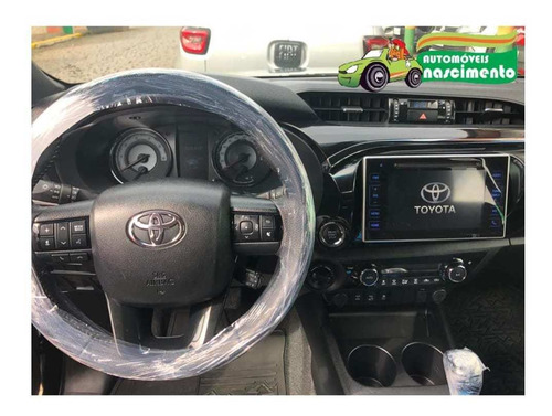 Imagem 11 de 13 de Toyota Hilux Cd Srx 50th Anniversary 2.8 Tb