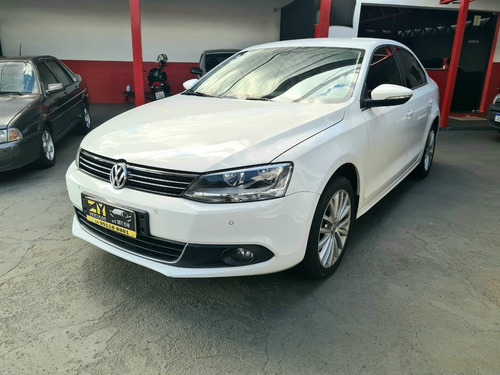Volkswagen Jetta Highline 2.0 Tsi Branco 2013