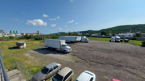 Terreno En Venta En El Corazón De Juriquilla Irr