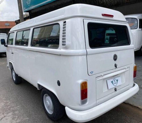 Volkswagen Kombi 1.4 Standard Total Flex 3p