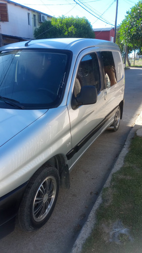 Peugeot Partner 1.4 Furgon Confort Gnc Plc