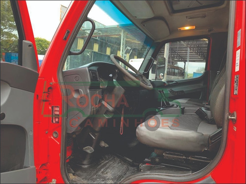 Imagem 5 de 12 de Mercedes Benz Accelo 1016 4x2 Ano 2012