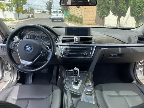 BMW Serie 3 2.0 320i Luxury Line At