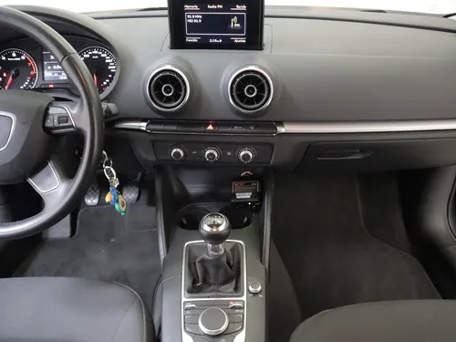 Audi A3 COUPE ATTRACTION 1.2 MT T