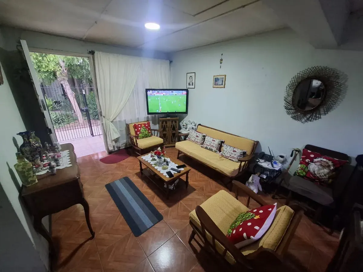 Imagen 3 de 17 de A Cuadras Del Metro Zapadores. Casa Completa Sólida En Jos?