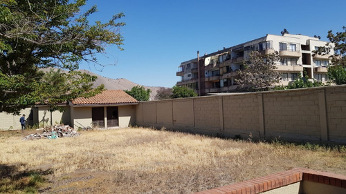 1130m2 Terreno Con Casa Aislada Bien Remodelada .