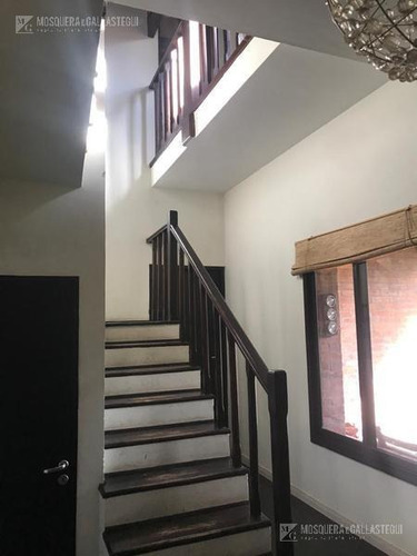 Imagen 8 de 20 de Excelente Casa En Boulevares!! Panamericana Km 38