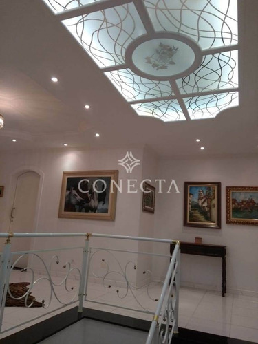 Imagem 12 de 27 de Alphaville 05 | Casa À Venda | 5 Suítes Amplas | Amplo Espaço Gourmet | Garagem Para 6 Carros | Piscina Aquecida - Cnc1136