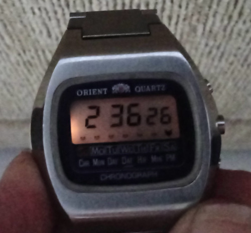 Orient Quartz Chronograph Antigo 100% Original.