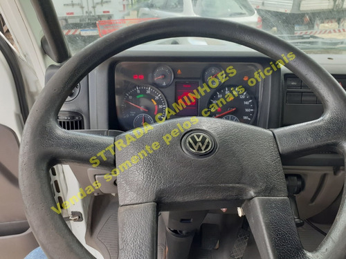 Vw 10.160 Drc 4x2 - Ano 2014 - Equipado Com Baú De 6 Mts