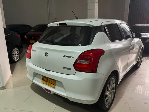 Suzuki Swift 1.2 Hybrid