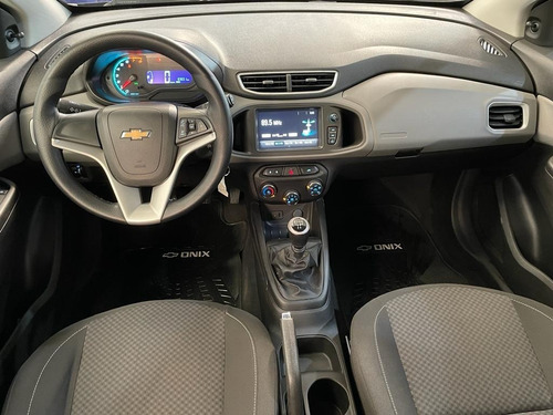 Imagen 2 de 8 de Chevrolet Onix 1.4 Lt 98cv