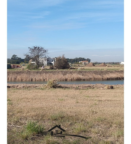 Imagen 5 de 14 de Lote A La Laguna En Barrio La Providencia