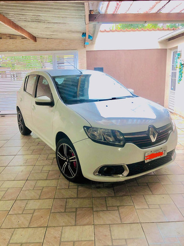 Imagem 5 de 8 de Renault Sandero 2015 1.0 16v Expression Hi-flex 5p