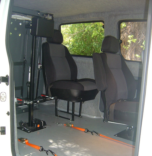 Imagen 5 de 5 de Traslado Discapacitados Silla De Ruedas Transporte Accesible