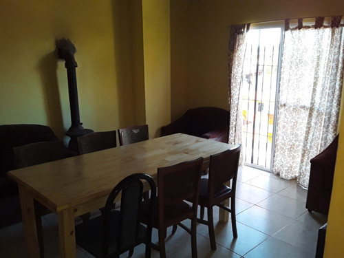 Imagen 12 de 18 de Chalet A 6 Cuadras Del Mar - Calle 83 N° 648 - Mar Del Tuyu