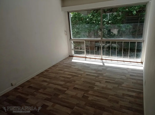 Apartamento En Venta, 1 Dormitorio, 1 Baño-  Wilson Ferreira Aldunate, Centro.