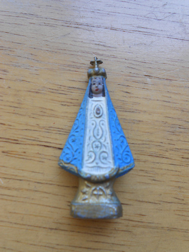 Virgen De Lujan Miniatura De Metal - Vintage - Altura 5 Cm.