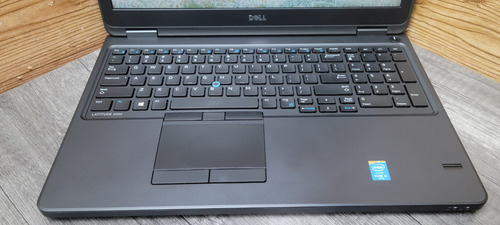 Dell Latitude E5550 - Intel Core I5, 8gb Ram, 240gb Ssd Negro (Reacondicionado)
