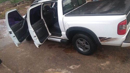 Chevrolet S10 2011 2.8 Rodeio Cab. Dupla 4x2 4p