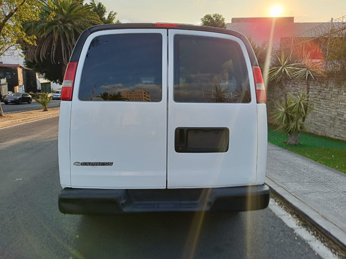 Chevrolet Express 6.0ls D 12 Pas At