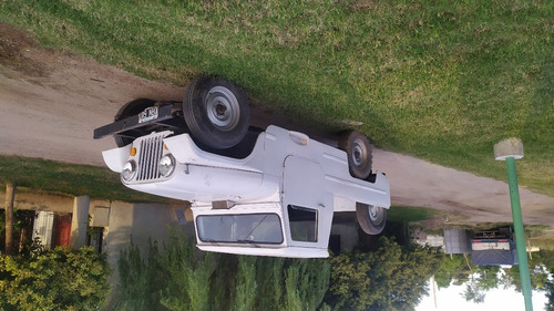 Imagen 12 de 13 de Jeep Ika 1974