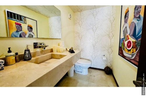 Casa En Venta En Bosque De Las Fuentes Residencial En Calimaya