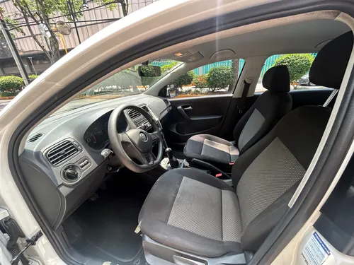 Volkswagen Vento 1.6 Starline Mt