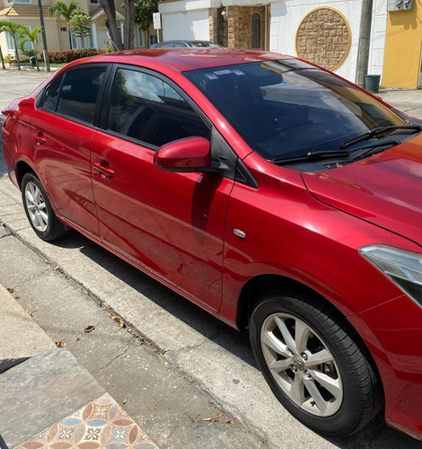 Imagen 2 de 9 de Toyota Yaris Newyaris 1.5 Ta