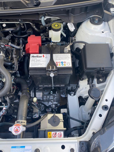 Imagen 11 de 12 de Toyota Etios 2022 0km Xls Pack 5p Automatico Blanco Perlado
