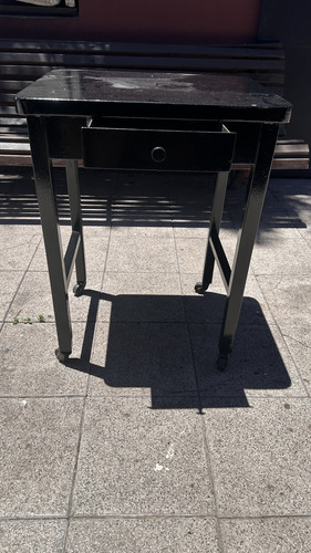 Mesa Auxiliar De Apoyo Hierro Chapa Con Ruedas Con Cajon (Usado)
