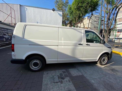 Imagen 8 de 12 de Volkswagen Transporter 2021 2.0 Cargo Van Mt