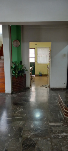Imagen 3 de 16 de Casa En Venta En Lanús Oeste