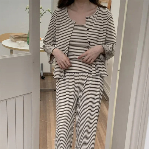 Conjunto De Pijama De Punto A Rayas Con Almohadilla Para El