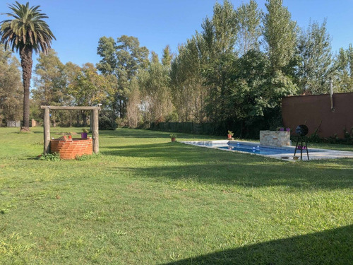 Imagen 10 de 15 de Venta Hermosa Quinta Sobre Amplio Lote En Chacras De Canning