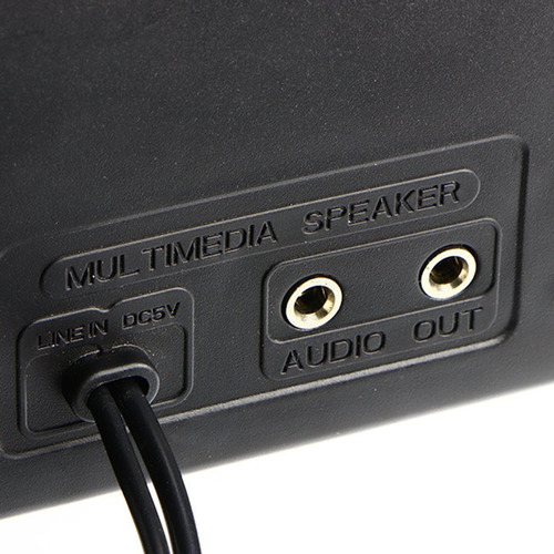 Imagen 4 de 8 de Parlantes Xtech Xts-375 2.1 De 12w Con Puerto Usb Y Micro-sd