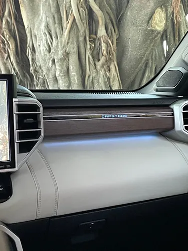 Toyota Sequoia 3.5 V6 Capstone