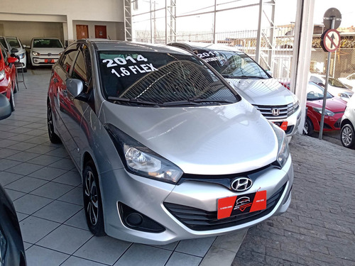 Imagem 3 de 8 de Hyundai Hb20s 2014 1.6 Comfort Plus Flex 4p