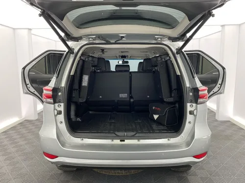 Toyota Fortuner 2.7 SRV