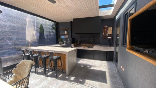 Oportunidad Casa Remodelada