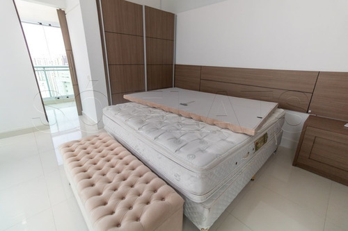 Imagem 12 de 15 de Apartamento Duplex Totalmente Reformado E Finamente Decorado Com 136m², 2x Dormitórios, 1x Suíte. - Sf33293