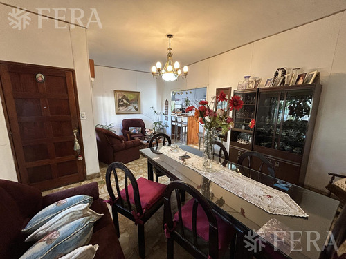 Venta De Ph 4 Ambientes Con Patio En Villa Dominico