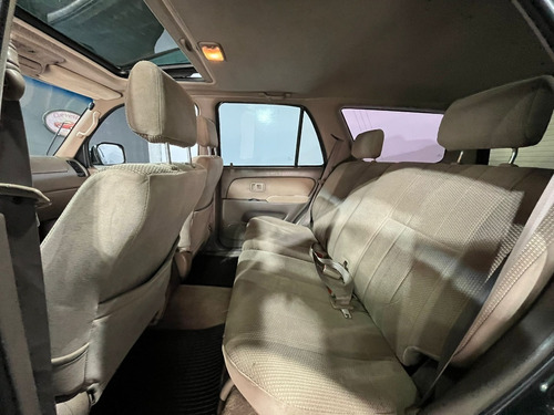Imagen 9 de 10 de Toyota 4 Runner Td 4x4 - Nueva! Impecable! Permuto Financio