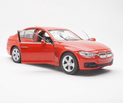 Auto De Colección Metálico, Modelo Bmw 335i,  Escala 1:32