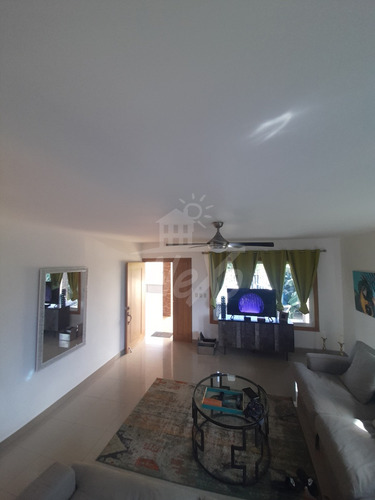 Imagen 14 de 24 de Linda Casa Con Piscina En Venta Residencial Cerrado, Santiago (jpc-212)