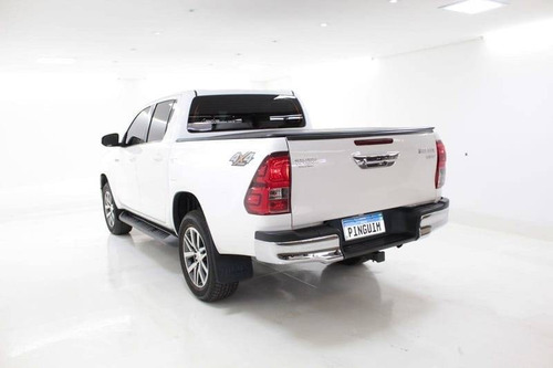 Imagem 4 de 11 de Toyota Hilux 2.8 Srv 4x4 Cd 16v Diesel 4p Automático