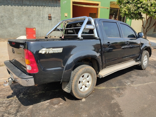Imagem 4 de 7 de Toyota Hilux 2007 3.0 Srv Cab. Dupla 4x4 Aut. 4p