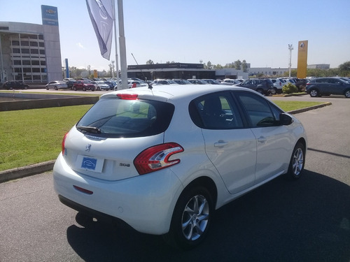Peugeot 208 Allure 1.5 2016 Car One Jf